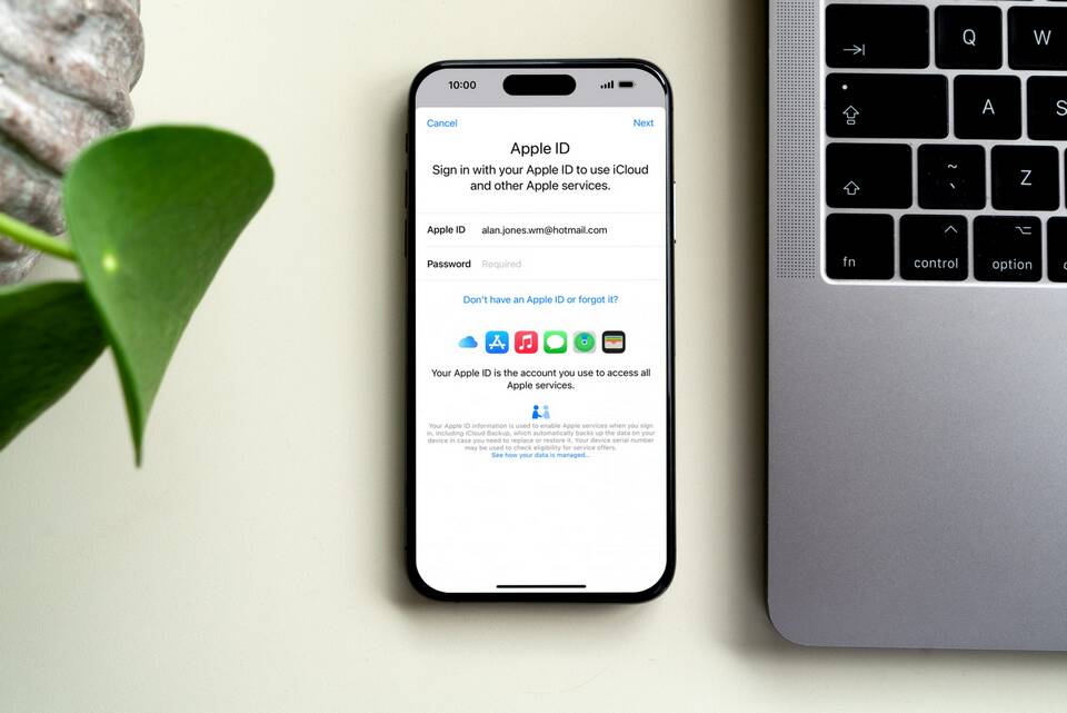 Как изменить Apple ID на устройствах Apple
